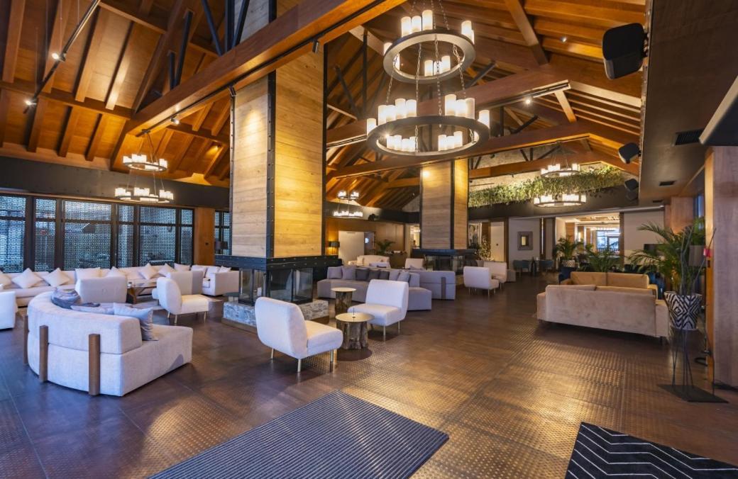 Ambassadori Goderdzi Hotel Dış mekan fotoğraf